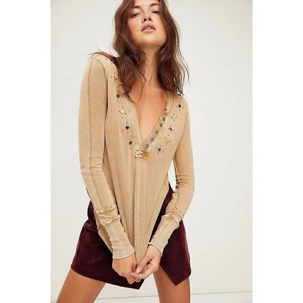 NWT FREE PEOPLE Sz XS WILD RIDE EMBELLISHED STUDDED HENLEY TOP LONG SLEEVE TEE